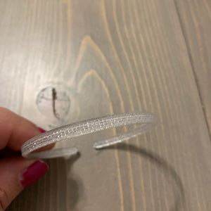 Colour by Amber skinny bracelet